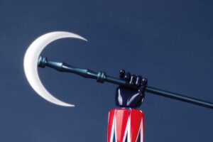 ダブルハーケンが付属し、戦闘シーンを再現できます。
